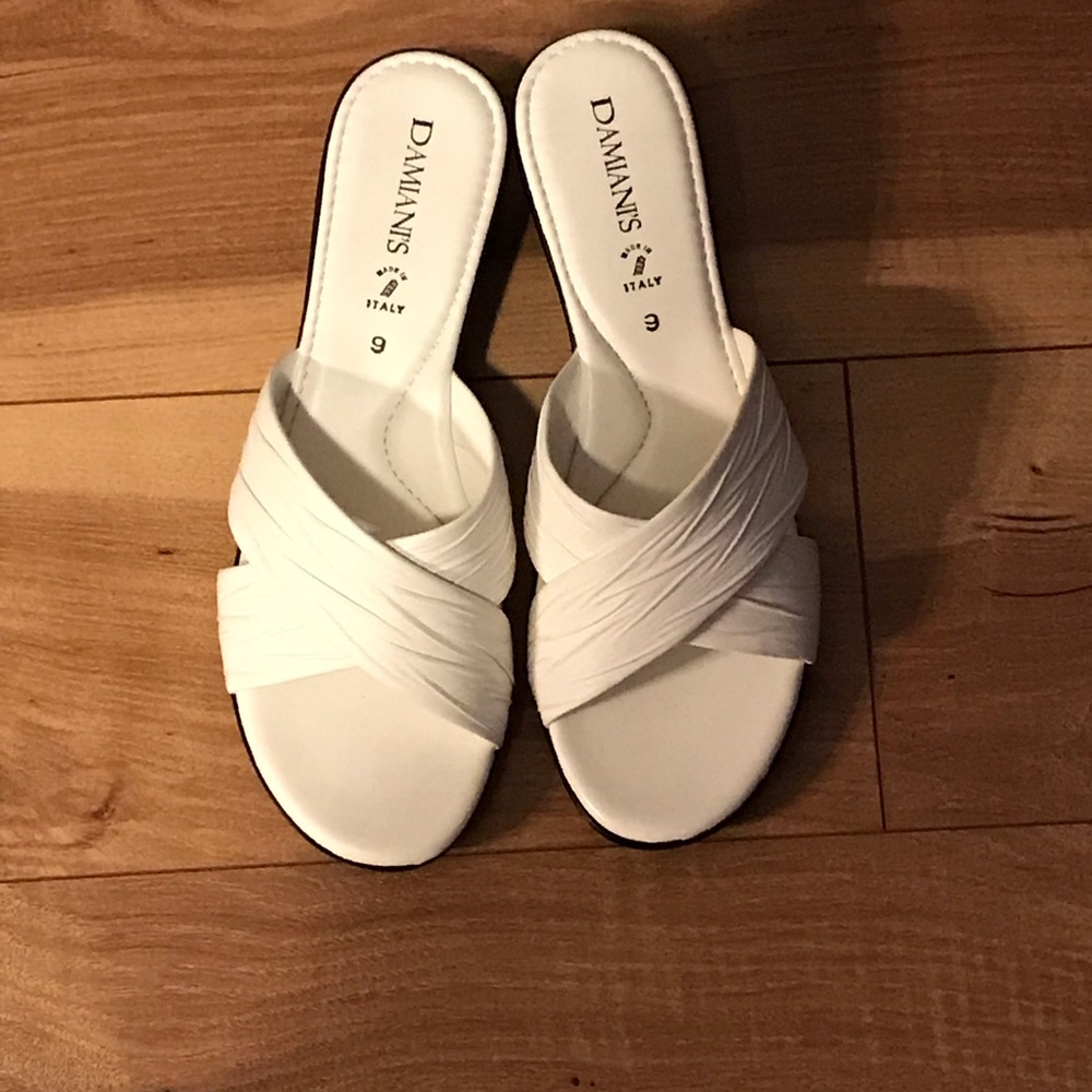 New Authentic Damiani’s Women sandals